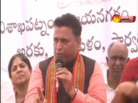 BJP Leader Sunil Deodhar Critics Chandrababu And TDP Co - Sakshi