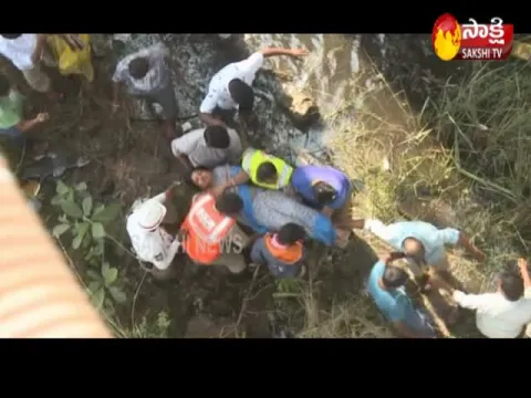 Man killed as his car falls off bridge near Karimnagar