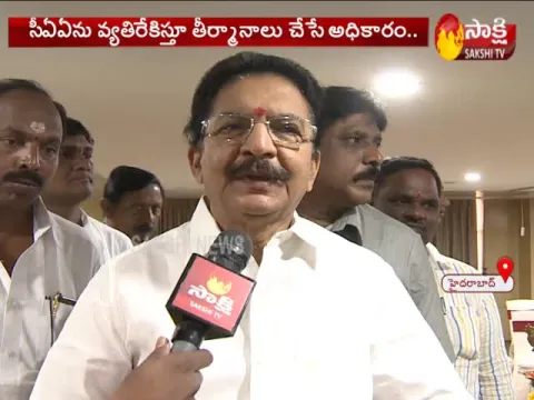 I Am Not Telangana BJP President Race Says Vidyasagar Rao - Sakshi