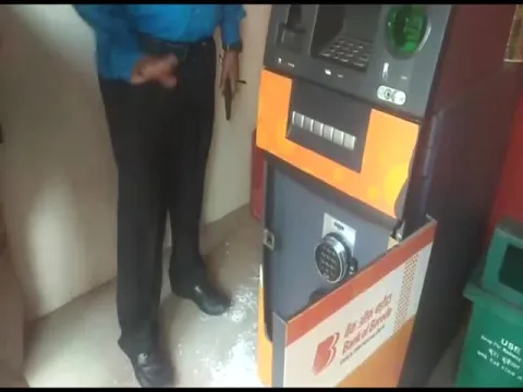 Bank of Baroda ATM robbery attempt fails in Renigunta - Sakshi