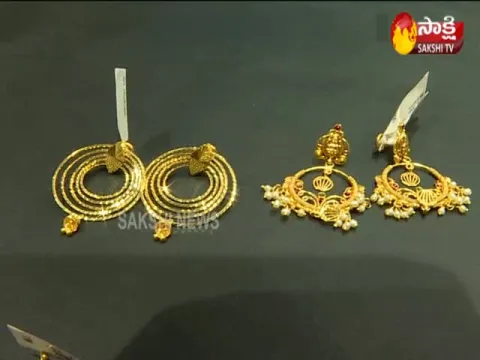 Gold Prices Decrease