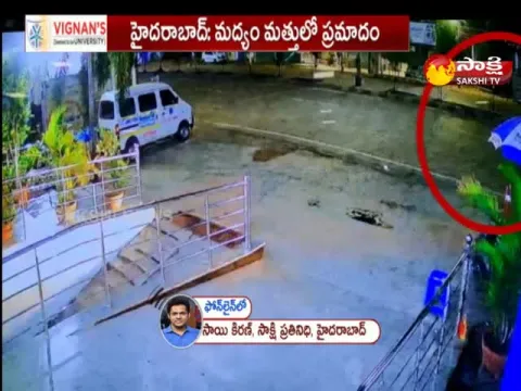 Drunk Driver Car Hit Ambulance At Hastinapur