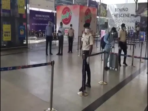 More Than 80 Flights Cancelled At Delhi Airport Today