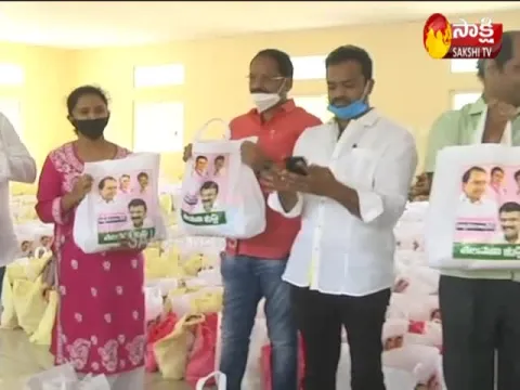 Minister Talasani Srinivas Yadav Distributes Essential Needs To Movie Artists