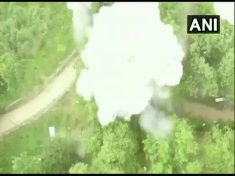 Indian Army Averted Terrarist Attack In Jammukashmir