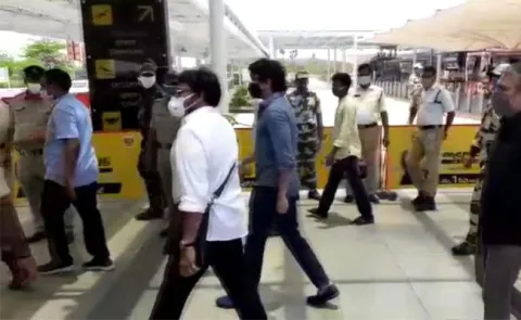 Tollywood Celebrities Reach Gannavaram Airport