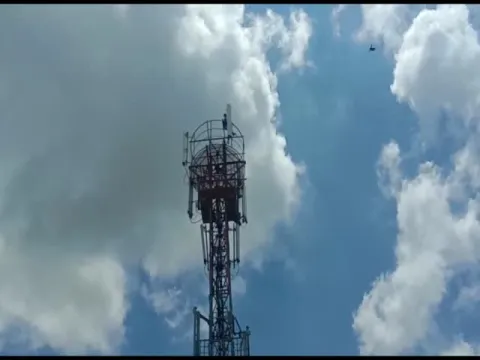 Suryapet Man Climbs Cell Tower At Suryapet