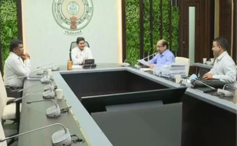 High Level Committee Submit Report on LG Polymers Gas Leak in Visakhapatnam