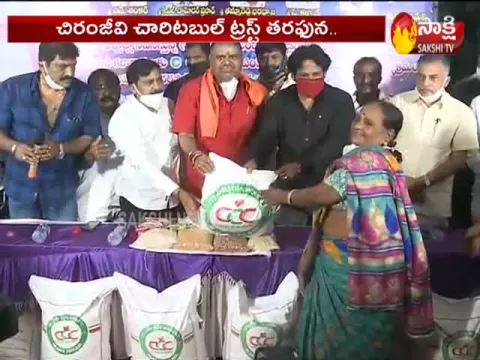 Avanthi srinivas distributes daily essentials to Movie artists