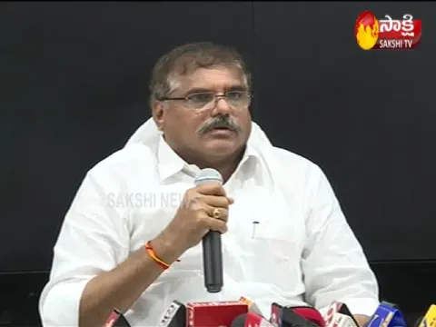 Botsa Satyanarayana Slams TDP Over Plot Distribution