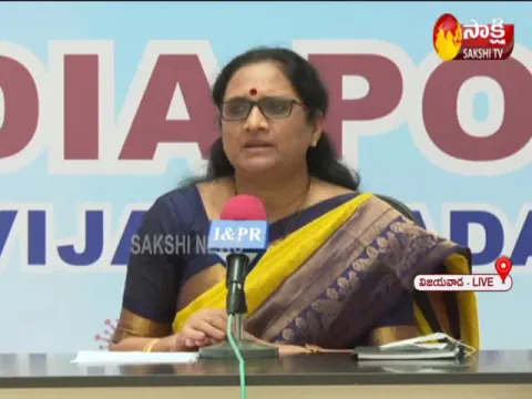 AP Women Commission Chairperson Vasireddy Padma Fires On TDP
