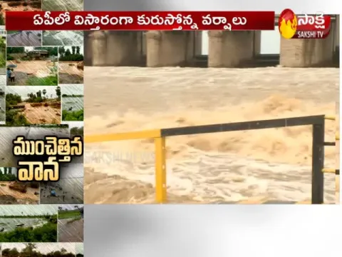 Heavy Rains15 lakh cusecs flow into Dowleswaram Barrage