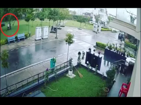 Lightning Strike In Gurgaon