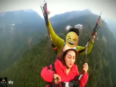 Hilarious Viral Video: Woman Screaming While Paragliding For The First Time