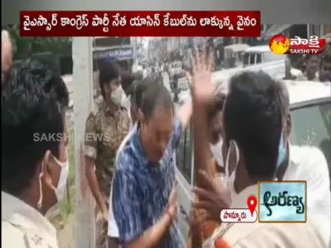 narendra's younger brother surendra argument with police