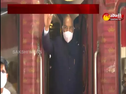 President Kovindh  travels by train after 15 years