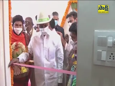 Scissors not found on time .. KCR‌ impatience