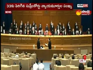 9 Supreme Court  New Judges Take Oath