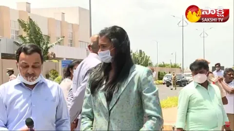 Olympic Winner PV Sindhu Speaks To Media After Meet AP CM YS Jagan 