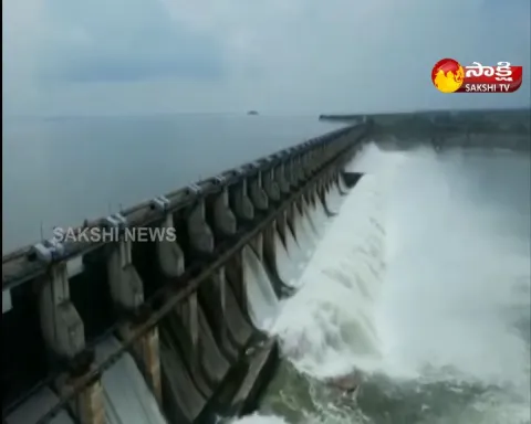 heavy water flow in sriram sagar project