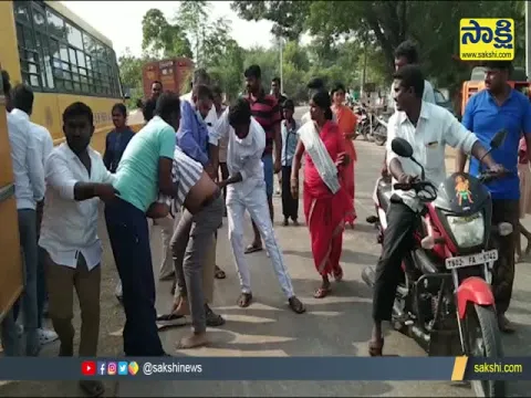 Huzurabad Bypoll: Tension In Illantakunta Mandal Mallala Village