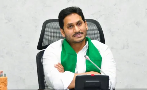 CM Jagan Released Input Subsidy To Farmers Affected By Natural Disasters