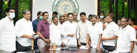 AP Govt Employees Thanks to CM Jagan Over PRC 