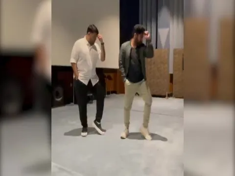 Thaman Dance To Kalavathi Song From Sarkaru Vaari Paata Video Gone Viral