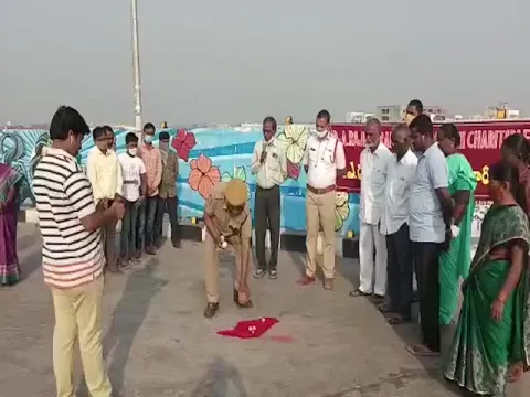 Traffic Police Eat Egg And Lemon Used In Black Magic At Warangal