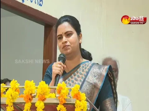 Minister Vidadala Rajini About YSRCP Bus Yatra
