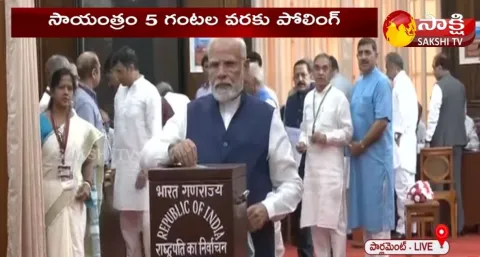 PM Narendra Modi Casts His Vote in Presidential Election 2022 