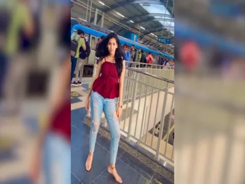 Viral Video: Girl Dance At Hyderabad Metro Station