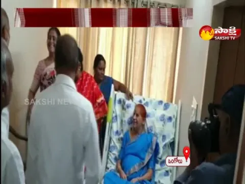 YS Vijayamma Visited YV Subbareddy's Mother