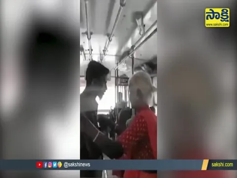 Viral Video: Elderly Woman Refused To Travel For Free In The Government Bus