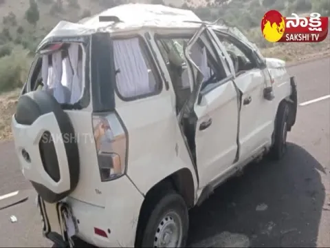 Telangana CID Chief Govind Singh Met With Road Accident