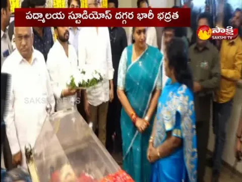 Governor Tamilisai Soundararajan Pays Tribute To Super Star Krishna