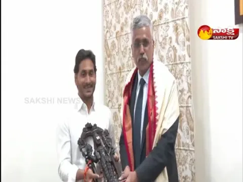Union Defense Secretary Giridhar Aramane met CM YS Jagan