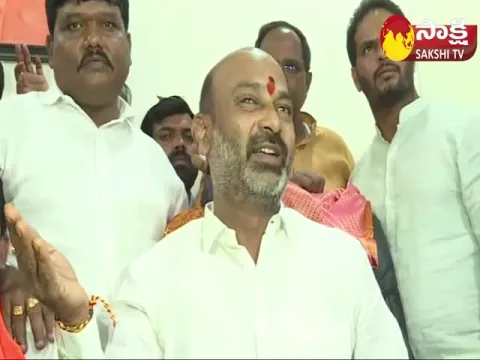 TS High Court Green Signal to Bandi Sanjay Praja Sangrama Yatra