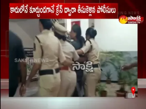 YS Sharmila Arrest : YS Sharmila to SR Nagar Police Station