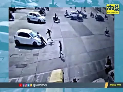 Viral Video: Traffic Police Dragged On Top Of Car In Indore