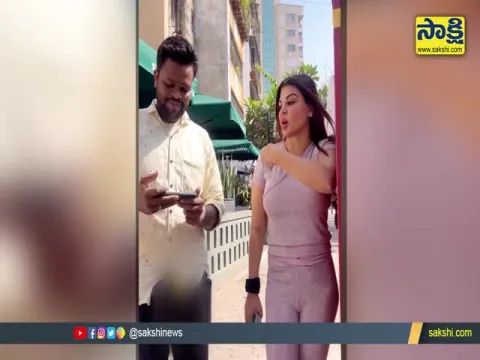 Bigg Boss contestant Rakhi Sawant angry on Fan