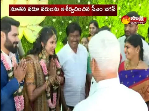 CM Ys Jagan Attended Balarami Reddy Son Marriage Reception In Pulivendula
