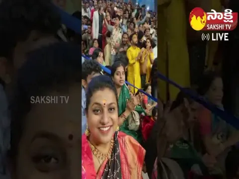 AP Minister RK Roja Rickshaw Journey in Kashi