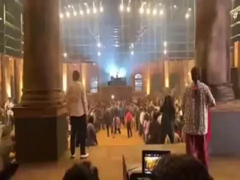 Hero Vishal Reacts On Mark Antony Movie Set Accident Twitter Video Goes Viral