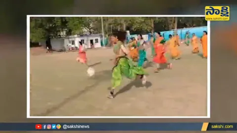 Viral Video Womens Playing Football In Saree At Gwalior