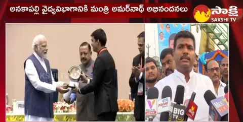 Anakapalle District Collector Ravi Subhash Received Award By PM Modi