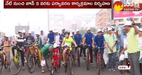 Huge Cycle Rally At Vizag RK Beach