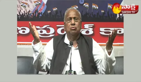 Anchor Funny Conversation With VH Hanumantha Rao