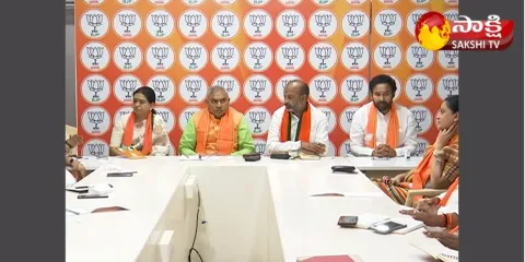 Group Politics In Telangana BJP Politics DK Aruna