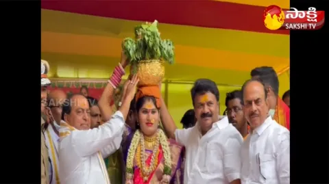Telangana Lashkar Bonalu Started 